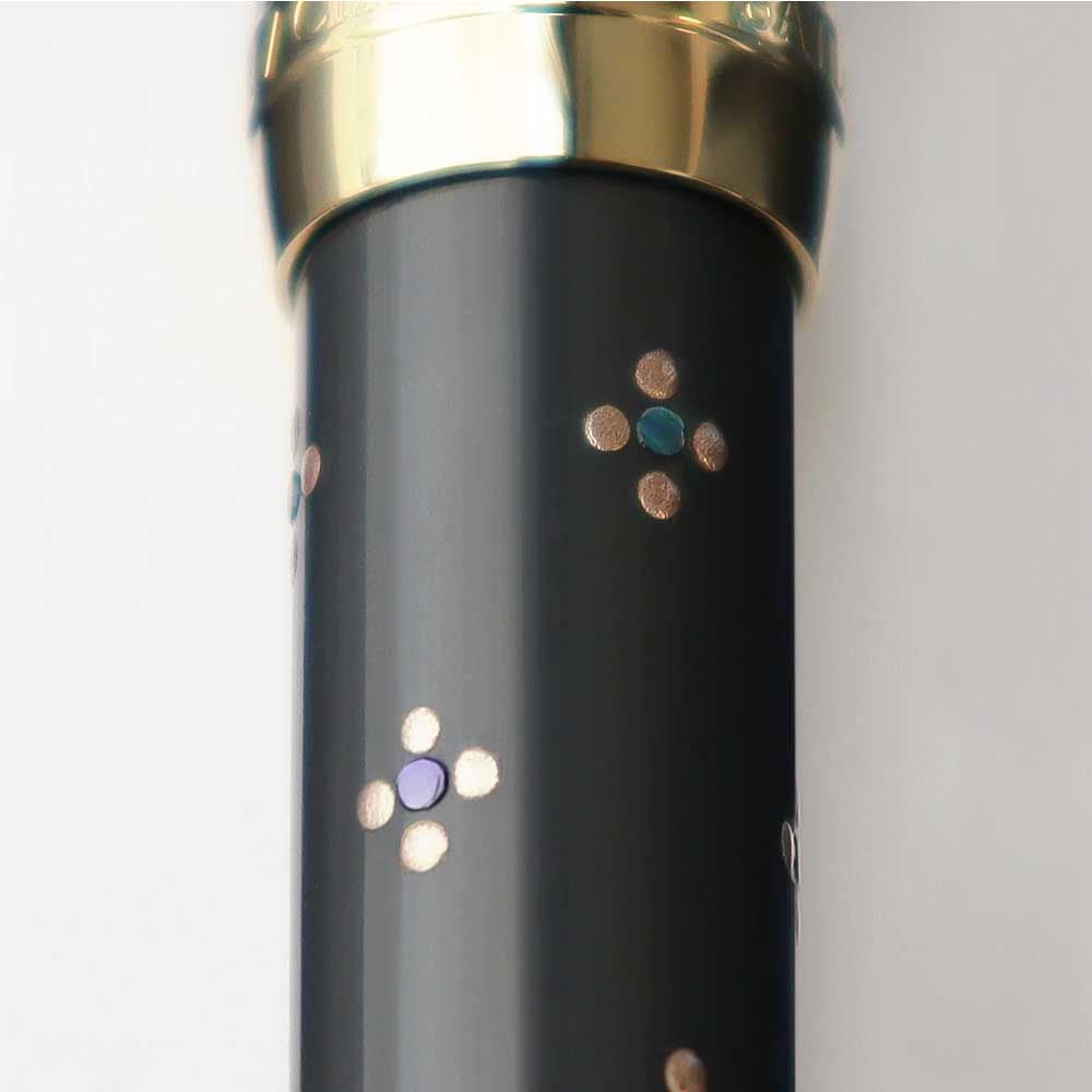 Photo de Classic Ko Maki-e Bunbo Fountain Pen Floret dot SV (Furoretto Dotto SV)