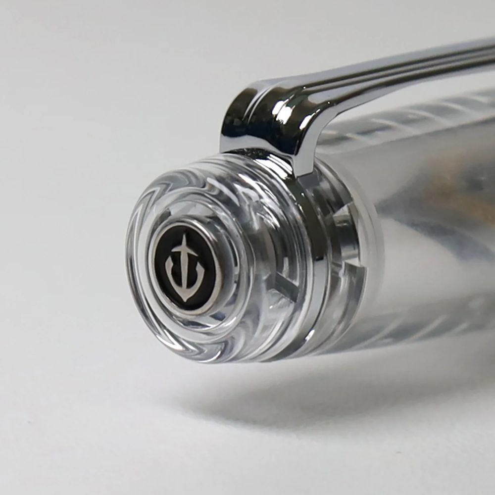Foto di PROFESSIONALGEAR Demonstrator Silver Fountain Pen