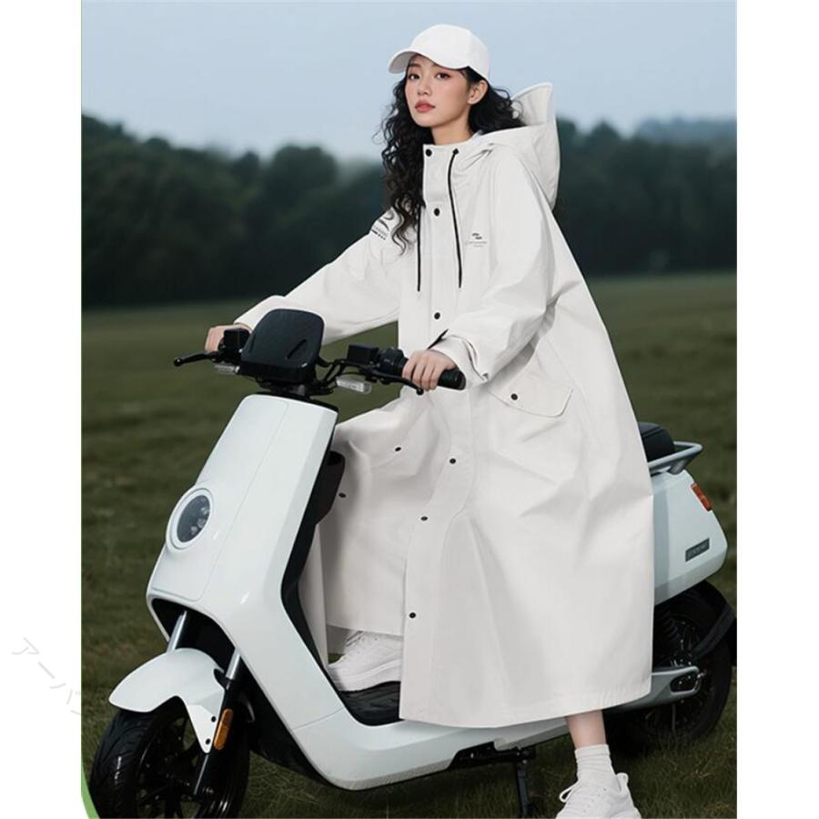 雨の日も快適 おしゃれ自転車用レインポンチョ 撥水加工で安心 レディースメンズ兼用 収納便利な前開きデザイン ロング丈でしっかりガー