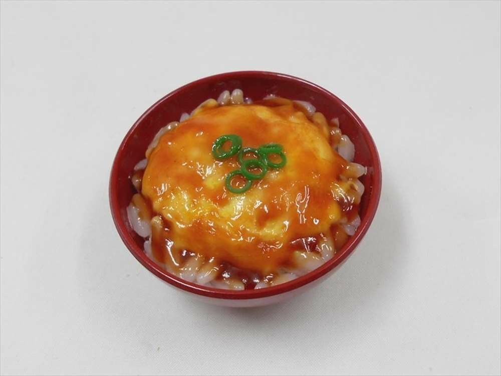 【 ミニ椀 天津飯 】 日本製 小物 食品サンプル おもしろ プレゼント かわいい おしゃれ ハンドメイド ポーチ バッグ 模型 フェイクフード フード 食べ物...