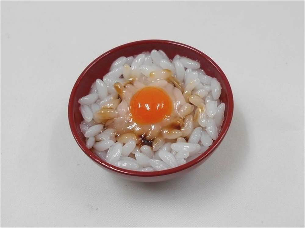 【 ミニ椀 卵かけご飯 】 日本製 小物 食品サンプル おもしろ プレゼント かわいい おしゃれ ハンドメイド ポーチ バッグ 模型 フェイクフード フード 食べ物 パーツ 撮影 ぬい撮 ユニーク Japan 磁石 マグネット メモスタンド カード立て