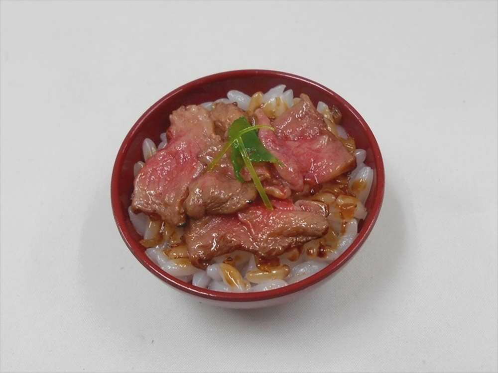 【 ミニ椀 ローストビーフ丼 】 日本製 小物 食品サンプル おもしろ プレゼント かわいい おしゃれ ハ..