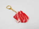 【 キーホルダー 生肉ロース 】 日本製 小物 食品サンプル おもしろ プレゼント かわいい おしゃれ ハンドメイド ポーチ バッグ 模型 フェイクフード フー...