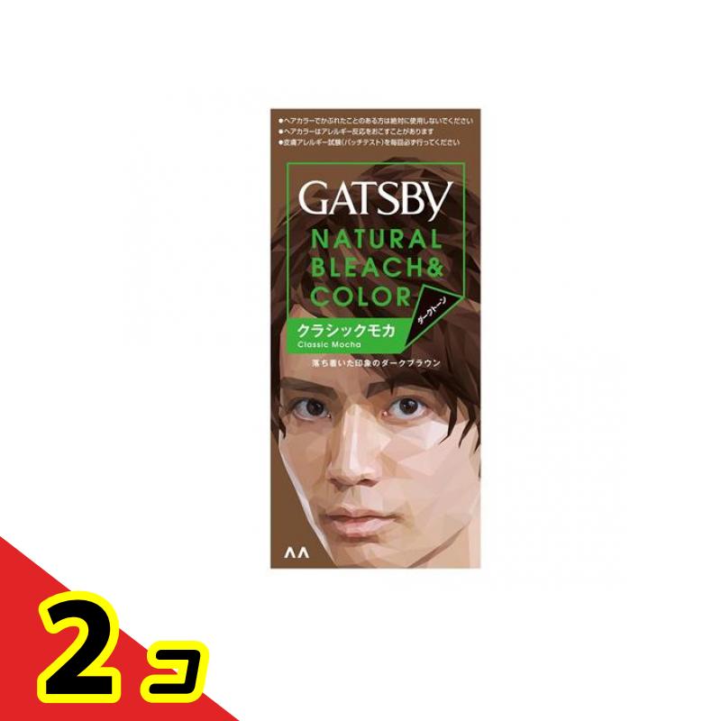 【商品名】 ギャツビー(GATSBY) ナチュラルブリーチカラー クラシックモカ 【保管上の注意】 混合液から発生するガスの圧力で容器が膨張し、破裂するおそれがあり危険ですので、混合液を密栓した容器に保存しないでください。 混合液の保存はできません。残液は必ず捨ててください。 【製造販売会社】 マンダム（mandom） 【ご使用について】 ※ご使用の際には、必ず使用説明書をよく読んで正しくお使いください。 (1)2剤容器を箱に固定して、1剤を全量加えてからキャップをしっかりと閉めて、20回程度上下に強く振って混ぜてください。 (2)乾いた髪にムラなく混合液を塗布し、希望の髪色になるまで20～30分放置してください。 (3)希望の髪色になったら、混合液をよくすすいでからシャンプーで洗い流し、リンスで仕上げます。 ※混合液を洗い流すときは、すすぎ湯が目に入らないように注意してください。 【成分・添加物】 【1剤】 パラフェニレンジアミン、レゾルシン、パラアミノオルトクレゾール、パラアミノフェノール、塩酸2，4−ジアミノフェノキシエタノール、精製水、強アンモニア水、炭酸水素アンモニウム、流動パラフィン、濃グリセリン、セタノール、ポリオキシエチレンセチルエーテルリン酸、セトステアリルアルコール、メチルポリシロキサン、無水亜硫酸ナトリウム、L−アスコルビン酸ナトリウム、キサンタンガム、エデト酸二ナトリウム、ポリオキシエチレンセチルエーテル、ポリ塩化ジメチルメチレンピペリジニウム液、L−プロリン、L−アルギニン、L−グルタミン酸、香料 【2剤】 過酸化水素水、精製水、セタノール、ポリオキシエチレンセチルエーテル、流動パラフィン、セトステアリルアルコール、ポリオキシエチレンセチルエーテルリン酸、アクリル酸アルキル・メタクリル酸アルキル・メタクリル酸ポリオキシエチレンステアリルエーテル（20E．O．）共重合体エマルション、フェノキシエタノール 製品の特徴 ●マンダム ギャツビー ナチュラルブリーチカラー クラシックモカ（mandom GATSBY NATURAL BLEACH＆COLOR Classic Mocha） ●メンズ用 ヘアカラー ●落ち着いた印象のダークブラウン。ラフな毛束感やランダムな動きをつけたスタイルにおすすめのカラー。全体的に細かい毛束やハネをつくった、動きのあるスタイルにおすすめのカラー。 ●高密着パワークリスタル処方でムラなくしっかり発色＆長持ち。のびの良い密着クリームがムラなく髪に広がり、ブリーチ成分で髪を明るくし、カラー成分でしっかり染まります。 ●やさしい使用感＆スムースタッチ効果。染毛時の頭皮の不快感を抑えた低pH処方。 ●ツンとするイヤなニオイをおさえたアクアフルーティーの香り。 ●アミノ酸系トリートメント成分（グルタミン酸・アルギニン・プロリン）配合。さらさら成分（スムースポリマー）とツヤやか成分（ミネラルオイル*1）が、髪表面をコートしてさらツヤに。 ［*1：流動パラフィン］ ●ブリーチなどで明るくした髪に使用する程、よりはっきり発色実感できます。 ※毛束写真はイメージです。髪色・髪質・室温等により、仕上がりの色は異なります。 ※ヘアカラーなどで黒く染めた髪は明るくできません。 ●1箱でミディアムヘア（耳がかくれる程度の長さ）まで使用できます。 ●パラベンフリー処方です。 【内容量】 ◆1剤：35g（医薬部外品） ◆2剤：70mL（医薬部外品）
