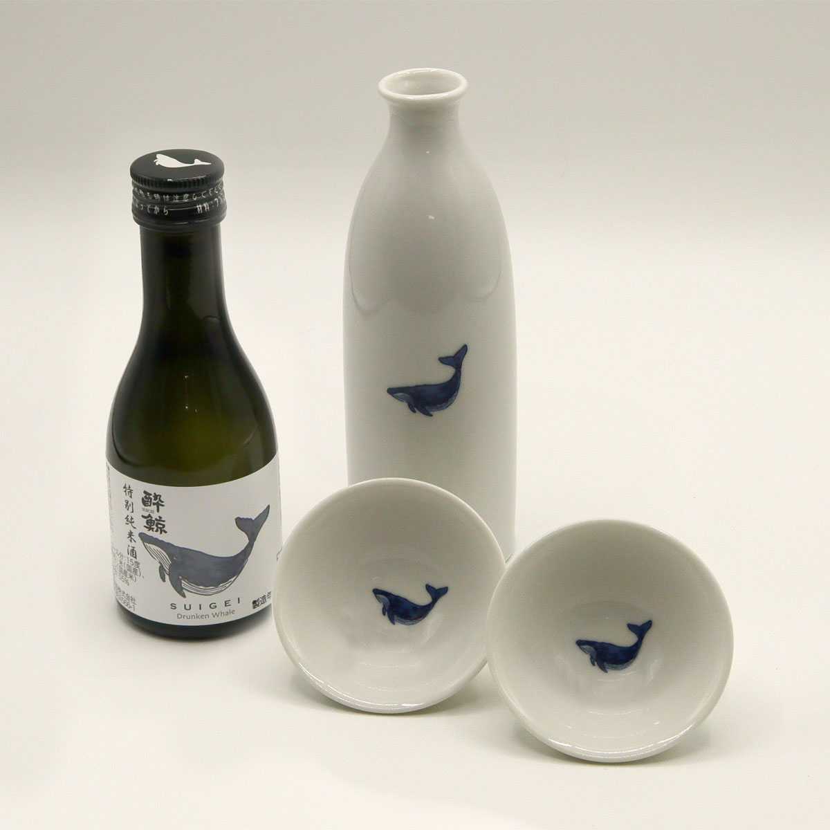 ギフト 酔鯨酒造 特別純米酒・酒器セット(特別純米酒・トックリ大・くじら平盃) とっくり お歳暮 お酒 高知 プレゼント おちょこ お猪口 父の日 酒器 徳利