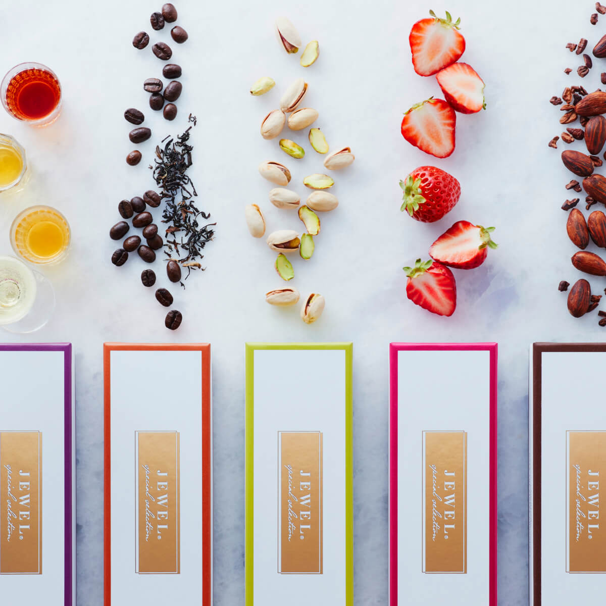 モロゾフ ジュエル（ストロベリー） 5個入バレンタイン 2026 期間限定 チョコレート ボンボンショコラ あまおういちご とちおとめ ラズベリー 紅茶 お酒不使用 アソート 詰合せ 高級感 プレゼント ギフト プチギフト 公式