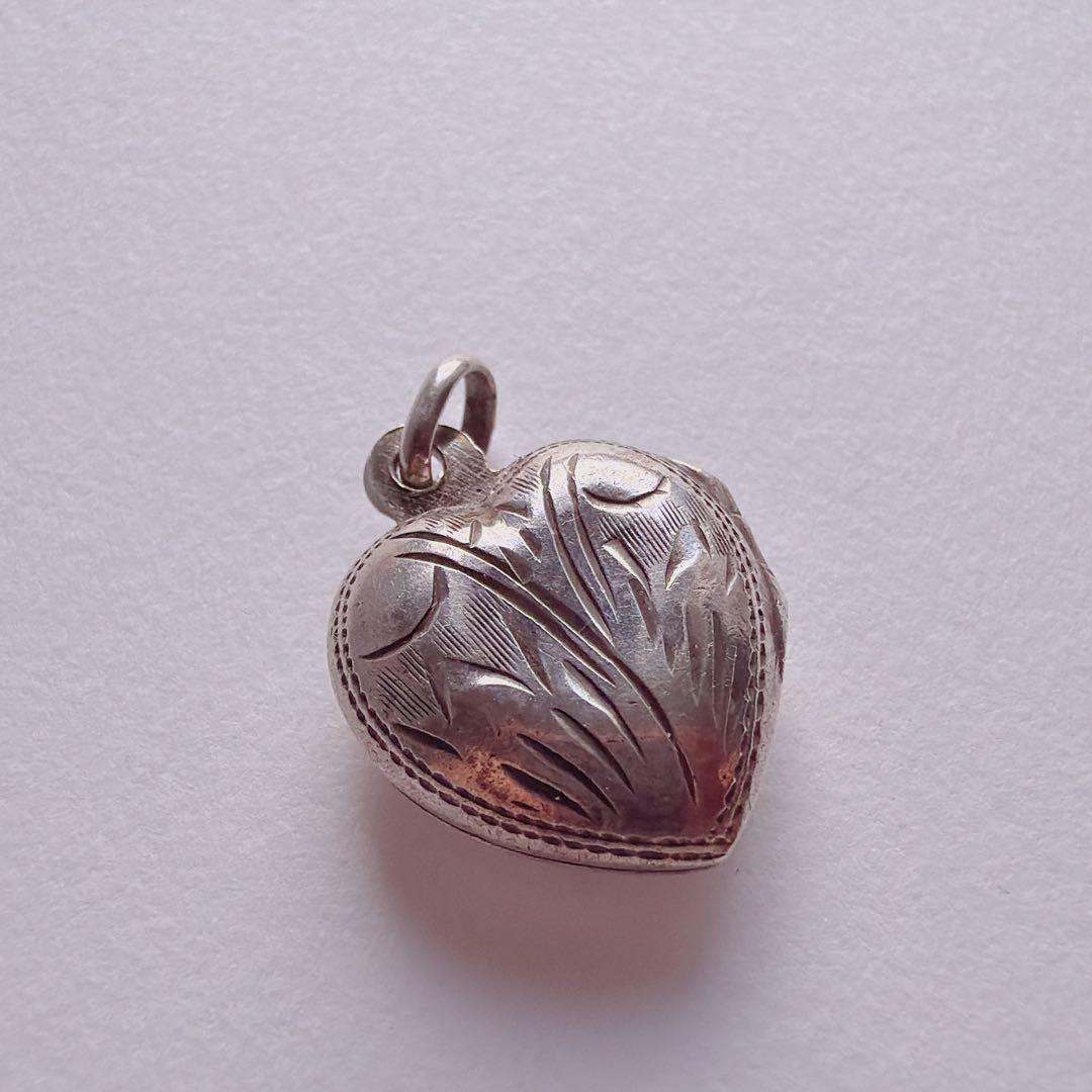 銀 - 10s -40s 　スウィートハートジュエリー　ヴィンテージ　ロケット　チャーム　海外直輸入USED品　【中古】