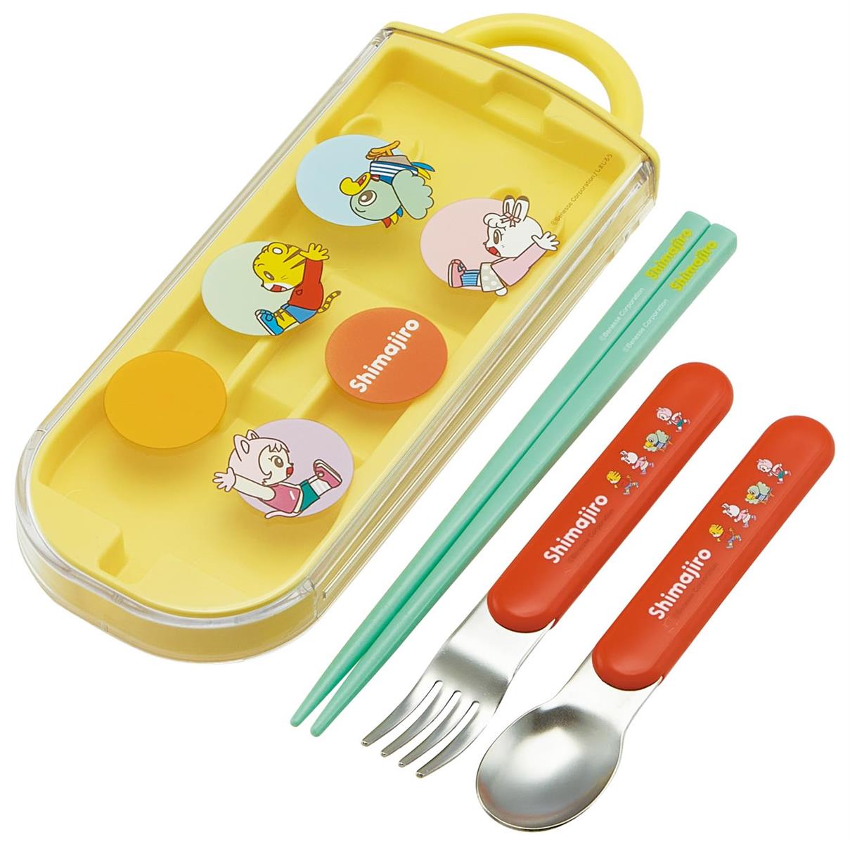 カラー：dots◆商品名：スケーター(Skater) カトラリーセット 子供用 お弁当 箸 スプーン フォーク 日本製 スライド式 名前シール付 抗菌 トリオセット しまじろう dots 男の子 女の子TACC2AG-Aサイズ：横19.8×縦7.6×高1.7、箸：16.5、スプーン・フォーク：13cm材質：ポリプロピレン、フタ・箸：AS樹脂、スプーン・フォーク：ステンレス鋼、持ち手：ABS樹脂、使用抗菌剤の種類：無機抗菌剤原産国：日本SIAA抗菌加工。 Ag+銀イオンで抗菌仕様。 細菌の増殖を抑制します。 お箸・スプーン・フォークがセットになったトリオセット。 ケースは指で引き出すスライド式。 名前がかけるスペース付きで幼稚園や学校にピッタリです。 分解できて洗いやすく、食洗機対応でお手入れ簡単。 ※すべての細菌の増殖を抑制するものではありません。