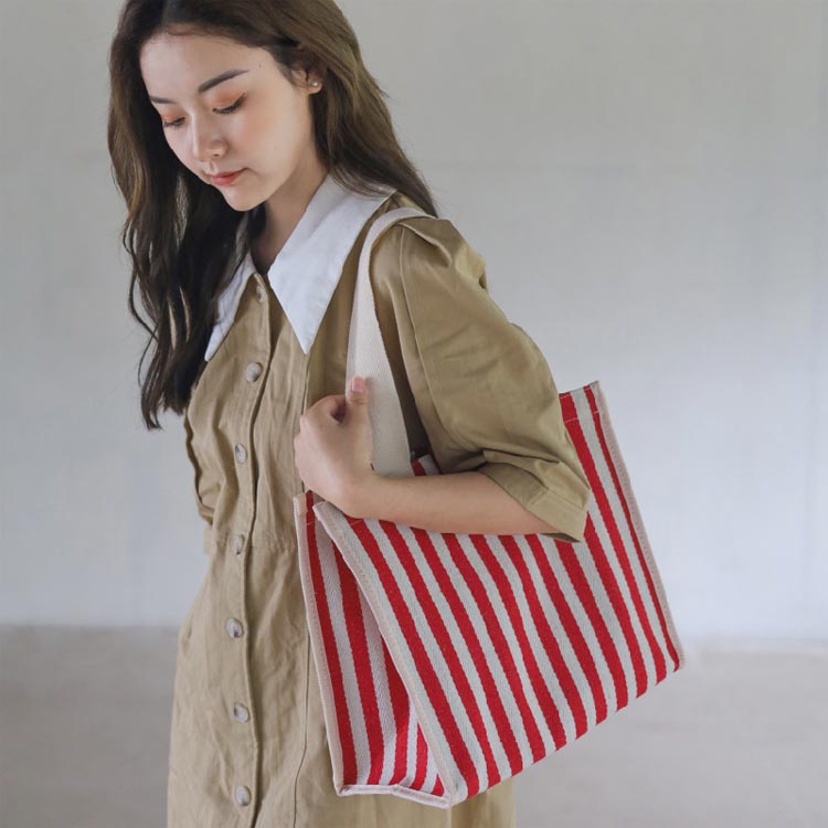 買い物 トートバッグ 大容量 手提げバッグ キャンバス 通学 ショルダーバッグ シンプル 帆布 大きめ エコバッグ 鞄 送料無料 折りたたみ ジムバッグ ママバック 小さめ かばん カバン 軽量 キャンバスバッグ 普段使い ストラップ柄 肩掛け