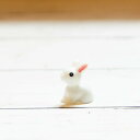 真っ白なウサギ　ミニチュア　ジオラマ　動物模型 苔テラリウム おもちゃ フィギュア