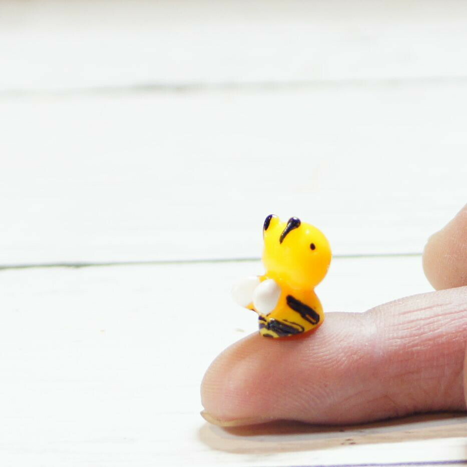 蜂 ハチ ミニチュア ジオラマ 動物模型 苔テ...の紹介画像3