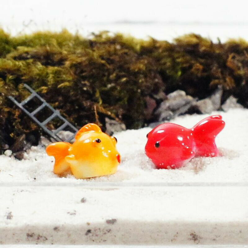 金魚 2種　ミニチュア　ジオラマ　動物模型 苔テラリウム おもちゃ フィギュア