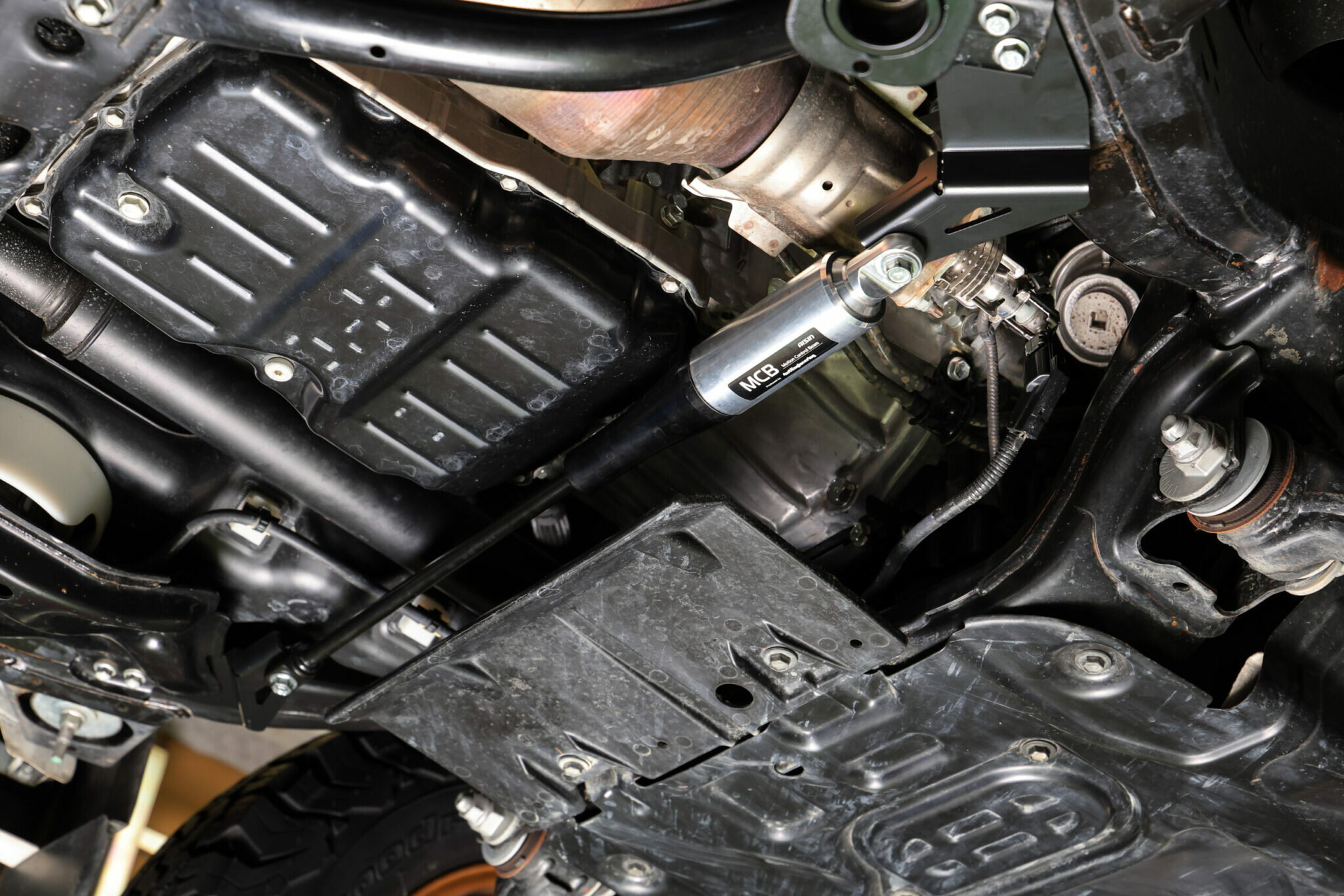 4��4 ���󥸥˥���� �⡼����󥳥�ȥ�����ӡ��� �ǥꥫD:5 1��ʬ��MCB-D5MCL��| �ե����Х��ե��� ��ɩ DELICA D5 �ե���� �ꥢ���å�