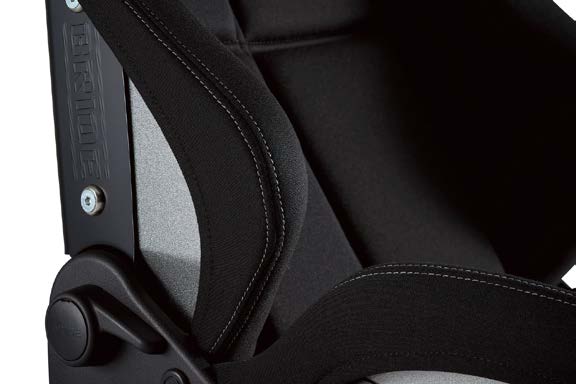 BRIDE �֥�å� ������ ���ȥ�ǥ���3 ���饷�å� �֥�å� �������å�����G72CL1��| BRIDE STRADIA3 Classic �ָ��б� �ݰ´��Ŭ�� LOWMAX �ꥯ�饤�˥� �ۥ磻�ȥ���