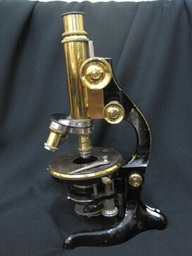 【アンティーク】　エルンスト・ライツの単眼顕微鏡