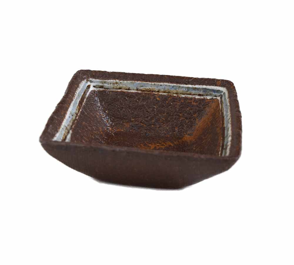 美濃焼　【棟山窯】　手作り（たたら）　金茶　錆色　渕線入 角小鉢