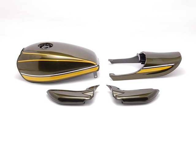 Kawasaki ゼファー750 外装一式　ホワイトタイガー KAWASAKI kawasaki カワサキ ゼファー750 ZEPHYR750 パールホワイトの