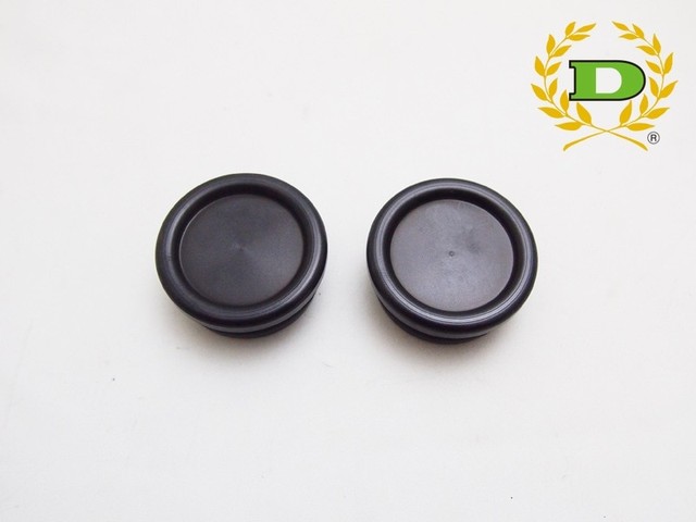 Z900RS フレームプラグ M(フレーム中間部)ブラック【欠品中 ご予約承ります】 ドレミコレクション 35706