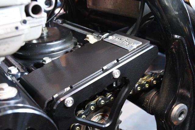 Bagus! バグース どろよけ君 ゼファー750フロントスプロケットカバーオプションパーツ Kawasaki カサワキ シルバー BG-FSMG03SL