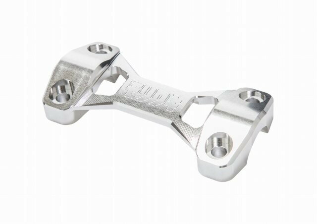 モリワキエンジニアリング MORIWAKI ハンドルホルダーアッパー SILVER Z900RS/CAFE 18- 53131-20250-00