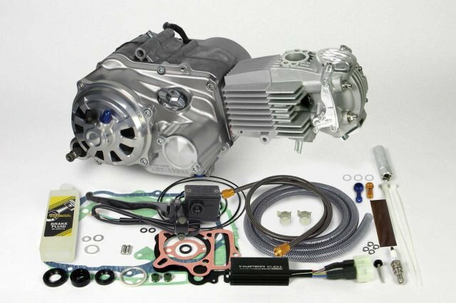 【抽選で最大100％ポイントバック】 SP武川 SPタケガワ コンプリートエンジンキット 124cc (Super Head-4V+R) スーパーヘッド4V+R124cc(5速/DRYシルバー/油圧/TNC 01-00-1555