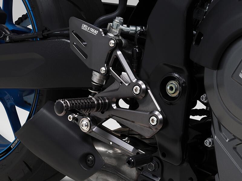 ヨシムラ YOSHIMURA バイク用 ステップKIT X-TREAD 車種:GSX-8S/8R 品番:559-118-V000