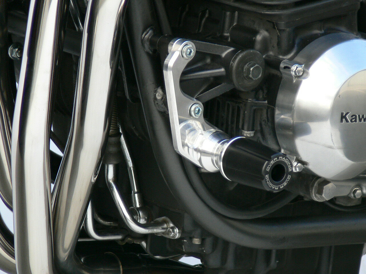【20日限定！全品ポイント2倍！】 OVER Racing(オーバーレーシング) バイク用 エンジンプロテクター フレーム エンジンスライダー Zephyr1100 59-73-01