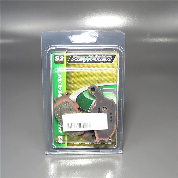 [展示品 未使用品] ◇Vストローム250-1000 バンディット1200/1250 GSX-S750/1000/KATANA SV400-1000 NEWFREN/ニューフレン イタリア製 S2シンタード ブレーキパッド(FD0172S2-1) [中古]