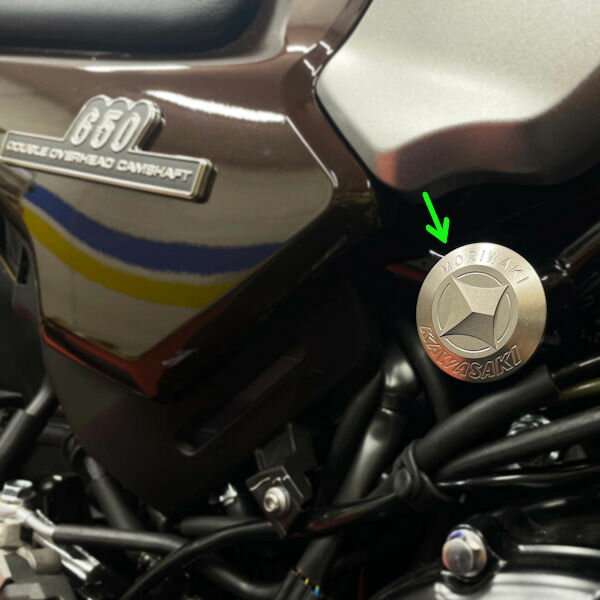 モリワキ MORIWAKI 09085-20258-00 フレームホールCAP チタンゴールド 左右2個セット Kawasaki Z650RS '22年～