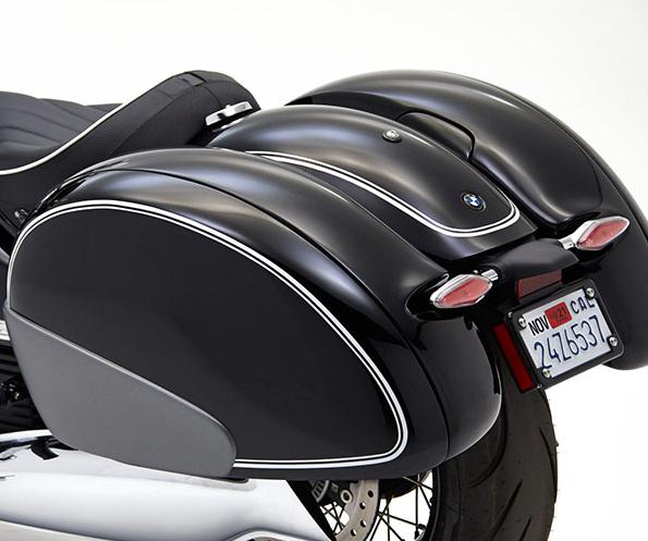 Corbin サドルバッグ/サイドバッグ BMW R18