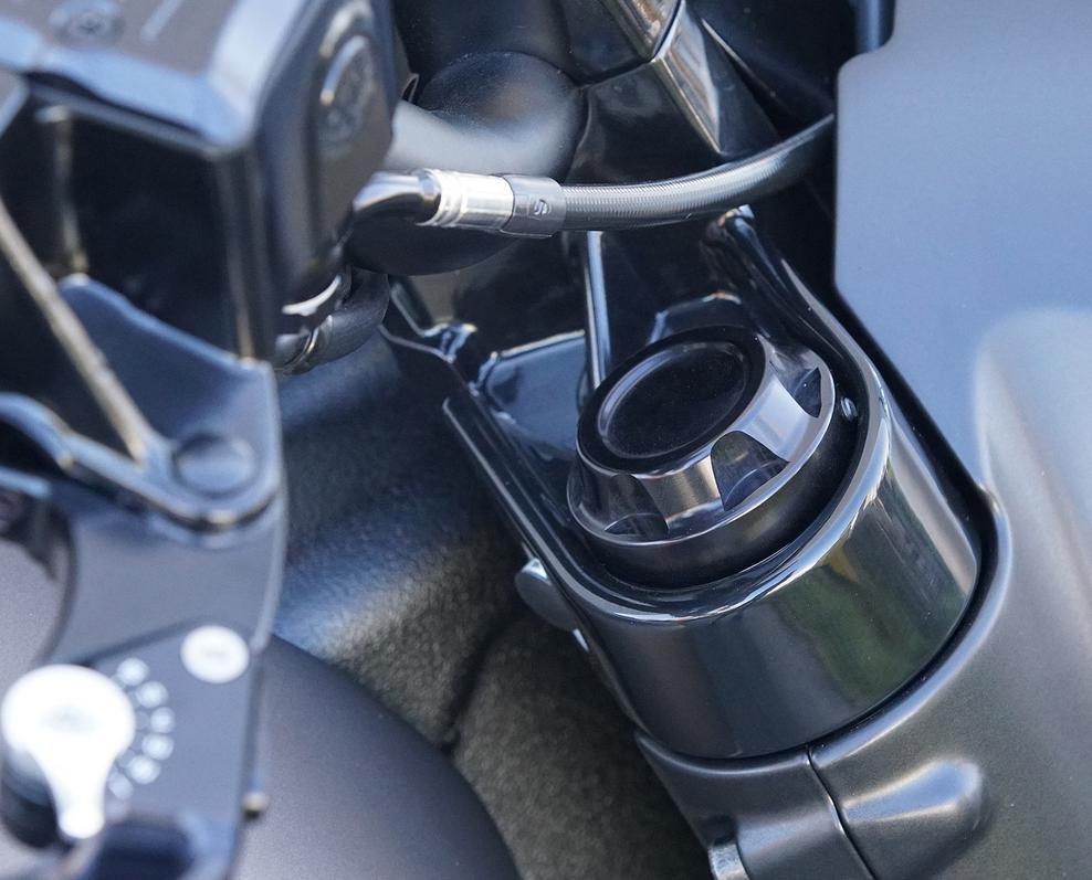 Wunderkind フロントフォーク プラグカバー インディアン スカウト ボバー 17-