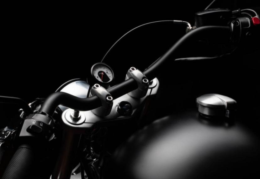 【アウトレット】トライアンフ 22mm径 ブラック ボバースタイル ハンドルバー FCRオリジナル