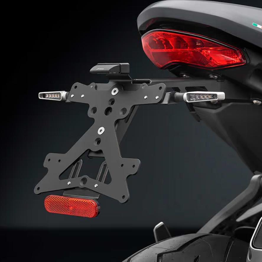 DUCATI モンスター1200/S フェンダーレスキット リゾマ