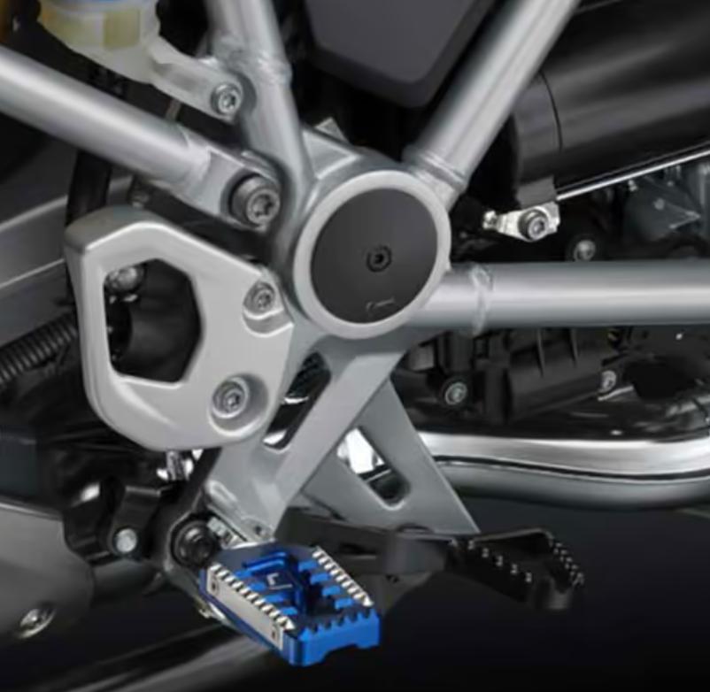 BMW R1250GS /R1200GSLC スイングアームホールキャップ リゾマ