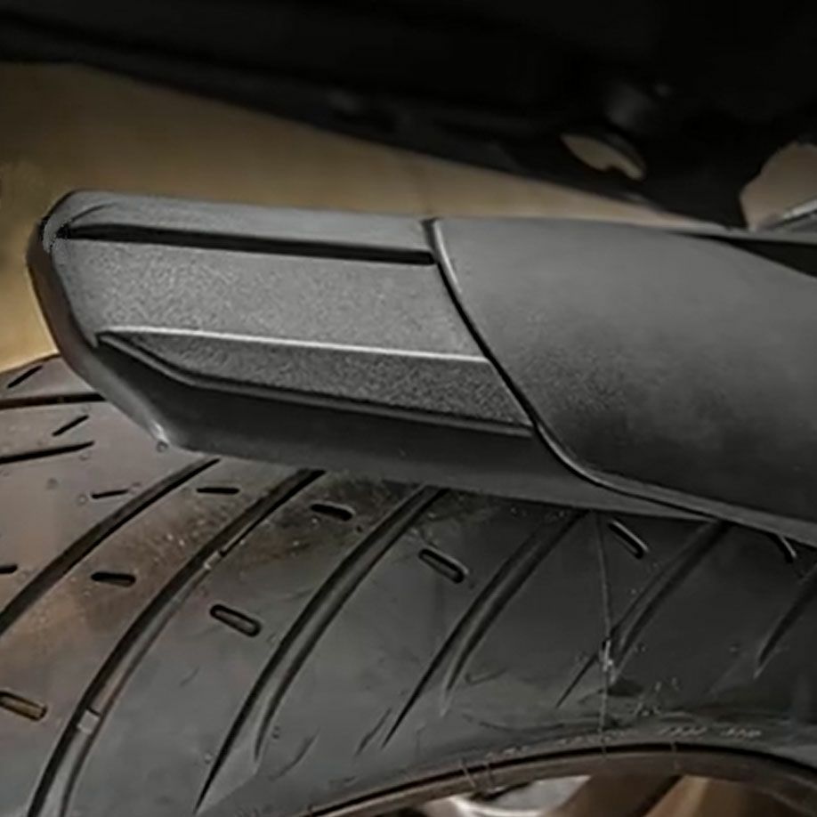 ホンダ CB650R 19-20 リヤフェンダーエクステンダー