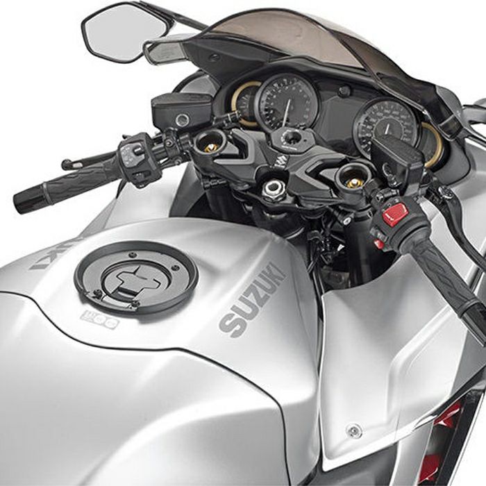 スズキ ハヤブサ Hayabusa タンクロック用アタッチメント GIVI