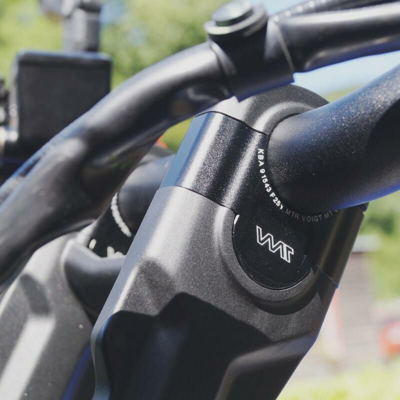 テネレ700 ハンドルバーライザー 25mmアップ ブラック VOIGT MOTO TECHNIK