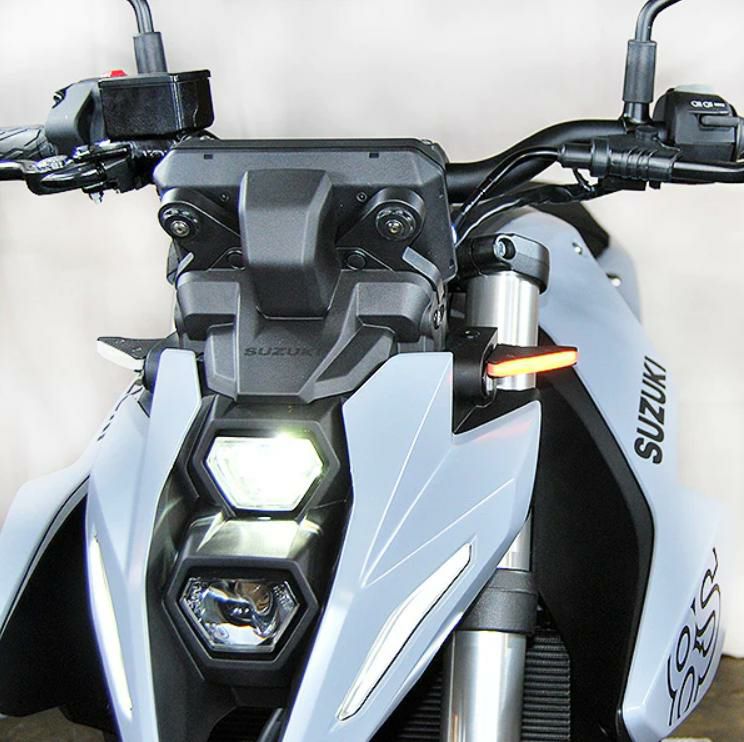 スズキ GSX-8S フロントウインカーセット New Rage Cycles