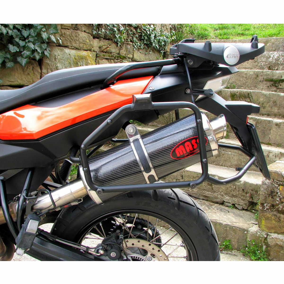BMW F800GS オーバルカーボン スリップオンマフラー MASS Exhaust