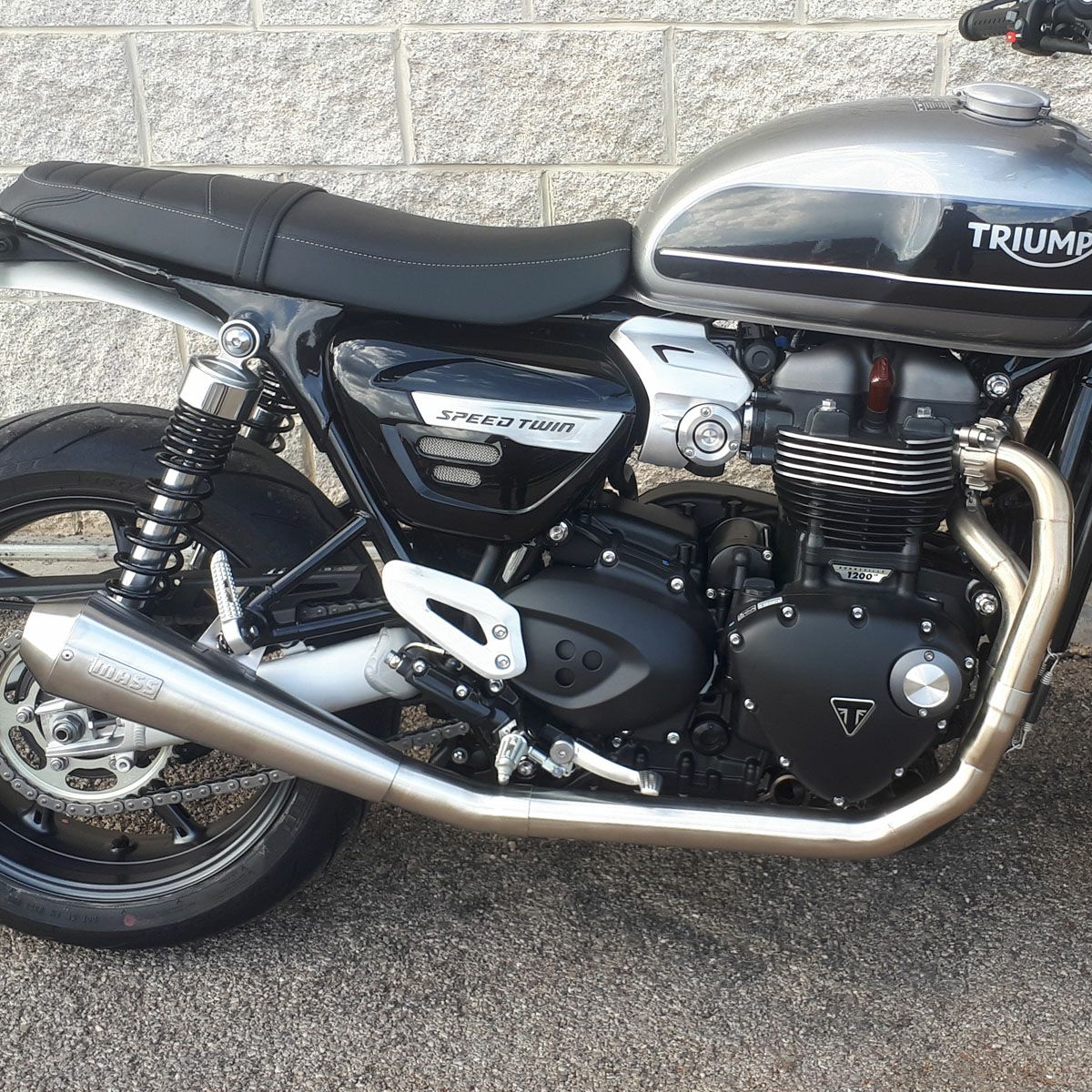 トライアンフ スピードツイン Trombレトロ ステンレス2in1 フルエキゾーストマフラー サテン(レーシング) MASS Exhaust
