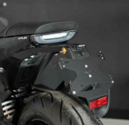 EVOTECH ナンバープレートホルダー フェンダーレスキット HUSQVARNA ヴィットピレン 701