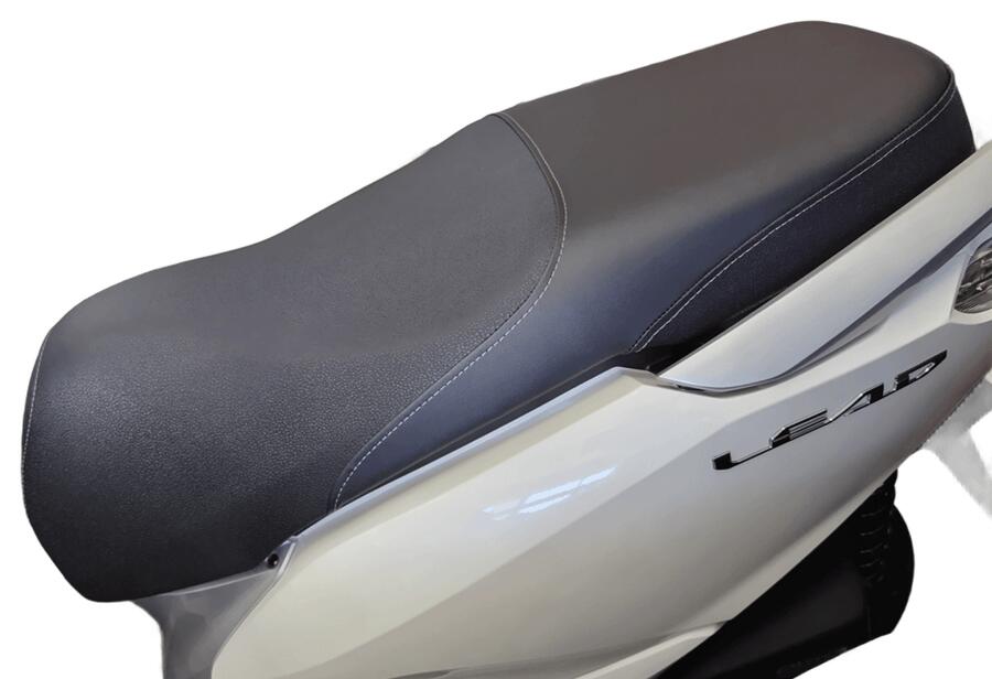 Rakuten - シートHONDA LEAD125 純正シートシートCOMP.，ダブル*TYPE1* 77200-K2T-V30ZC