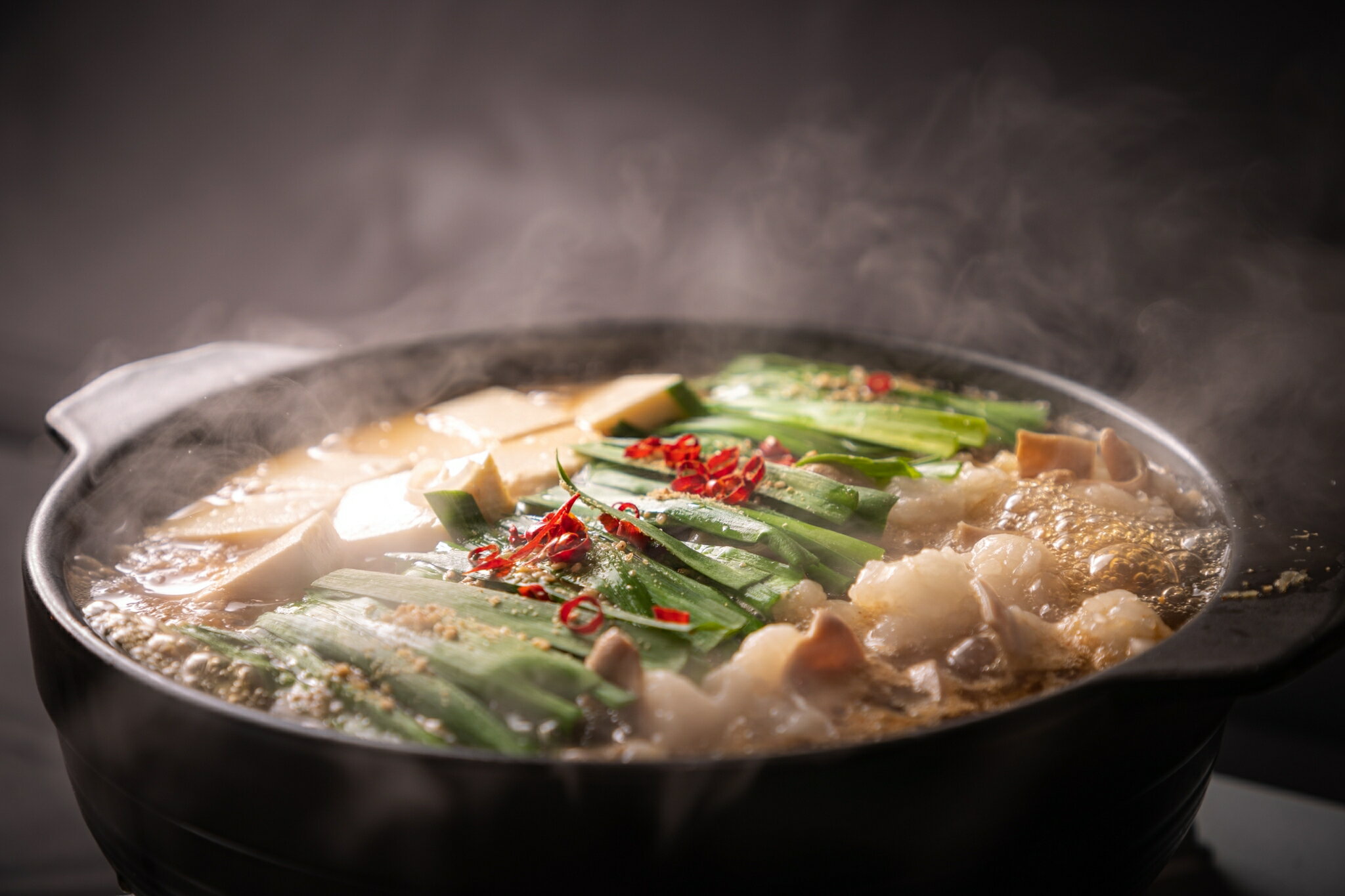 もつ鍋 2〜3人前 味噌味 茨城 お中元 お歳暮 ギフト お取り寄せ もつ鍋セット ラーメン うどん お中元 もつ鍋 小腸 お取り寄せグルメ ホルモン 贈り物 物産展 送料無料 国産牛 にんにく お年賀…