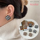 送料無料 スタッドピアス レディース 女性 アクセサリー ファッション雑貨 小物 スクエア 四角形 大きめ 布張り 千鳥格子 チェック ブラック ホワイト ブラ...