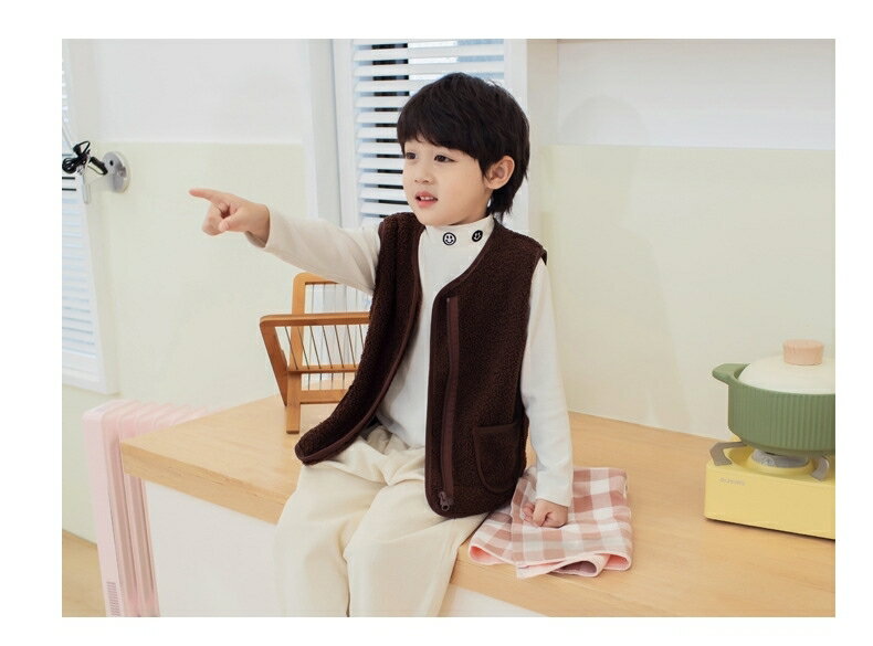 送料無料 ボアベスト 子供用 キッズ ベビー ジュニア 防寒 あったか 女の子 男の子 ボアフリース ベスト 前開き もこもこ 暖か あたたかい おしゃれ かわいい Vネック アウター カジュアル デイリー 普段使い 外遊び アウトドア 女児 男児 幼児 小学生 子ども こども 3