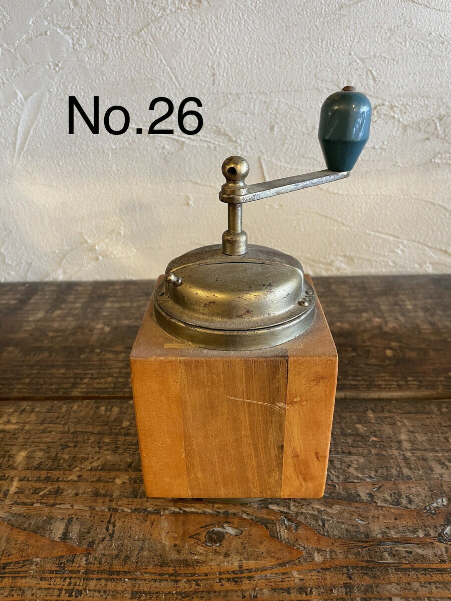 【#026】 TRE SPADE wood box coffee mill