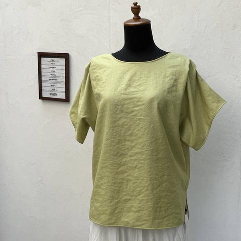 ma couleur(マ クルール)タックショルダーブラウス J-4595/Twill tumbler tack shoulder blouse