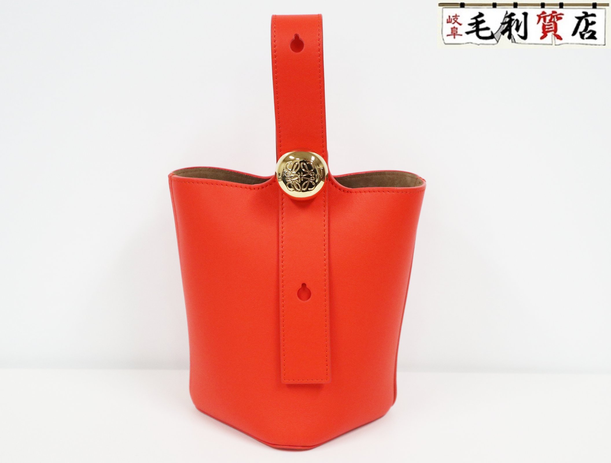 楽天市場】ロエベ Mini Pebble bucket in mellow calfskinの通販 楽天市場】ロエベ Mini Pebble bucket in mellow calfskinの通販