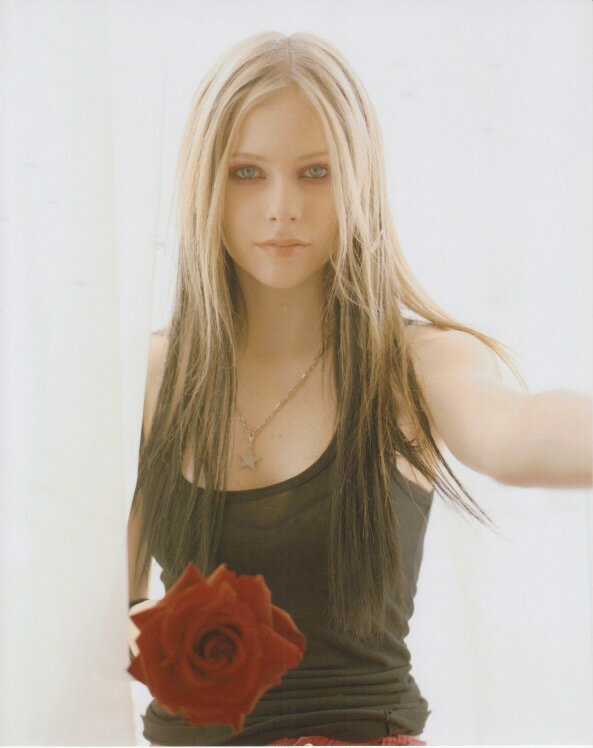 AB[ Avril Lavigne f@ʐ^@Ai@8x10C`TCY@20.3x25.4cm.