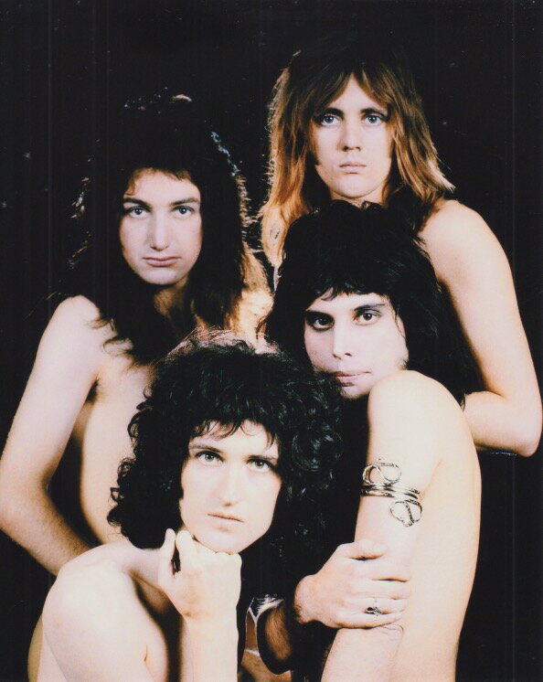 バンド クイーン フレディマーキュリー Queen Freddie Mercury 映画 写真 輸入品 8x10インチサイズ 約20.3x25.4cm.